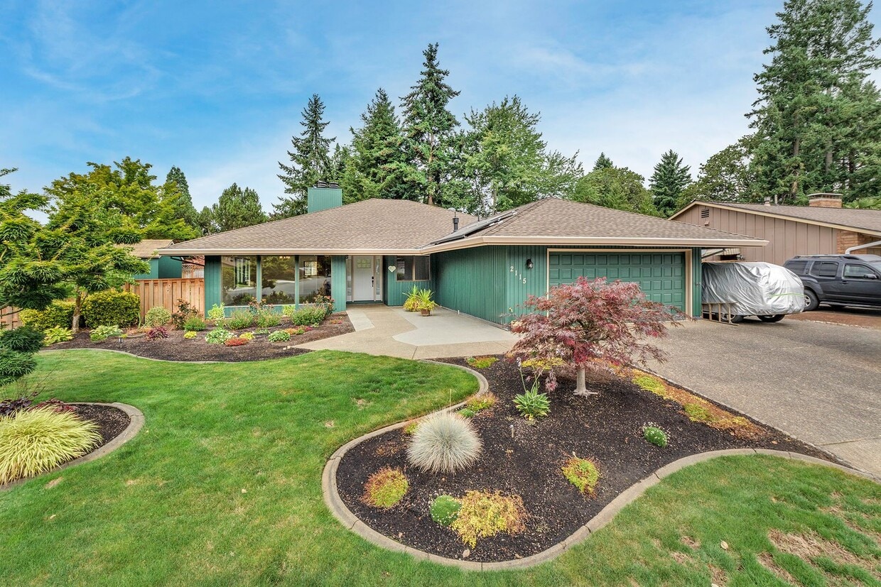 Foto principal - Single Level Ranch Style Home in Singing W...