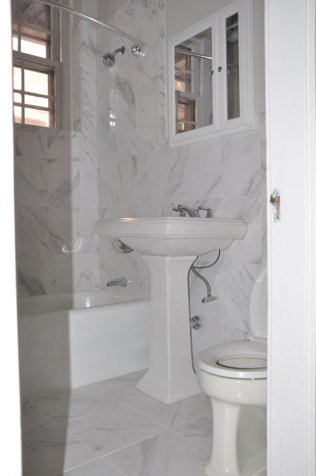 Bathroom - 20 Marshal St