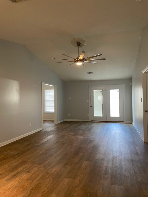 Building Photo - 7123 Belize Dr