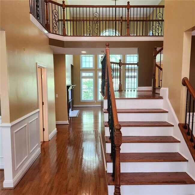 Foto del edificio - 635 Syreeta Ln
