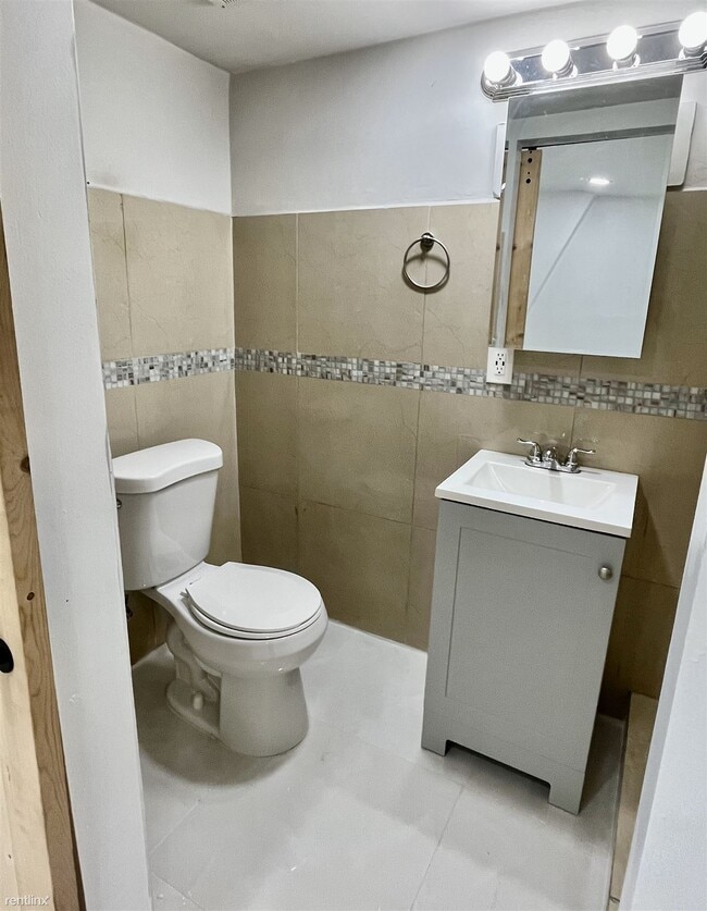 Building Photo - 2 br, 1 bath House - 920 Southwest 29th Wa...