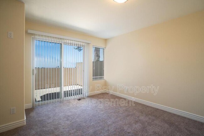 Building Photo - 180 Mar Vista Dr