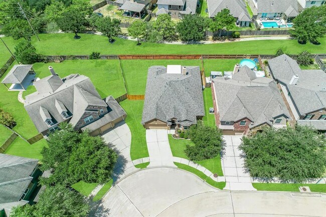 Building Photo - 10103 Sweet Willow Ln