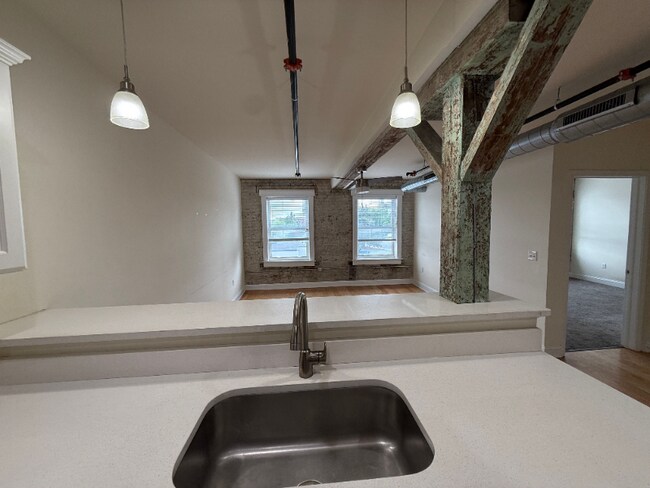 Foto del edificio - 883 Broadway