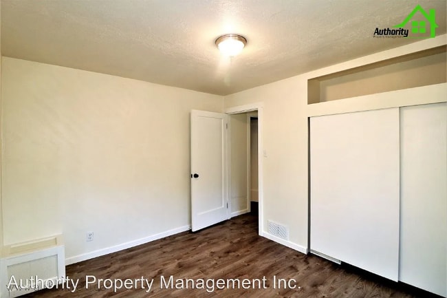 Building Photo - 1534 Fig Ave
