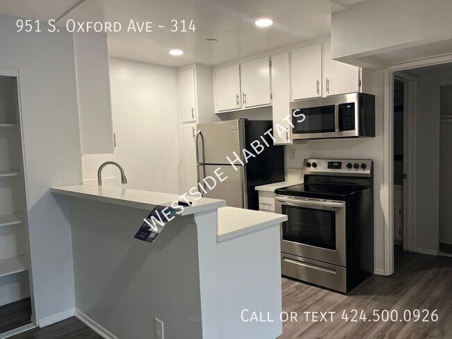 Foto del edificio - 951 Oxford Ave