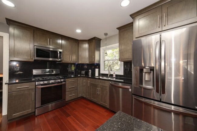 Foto del edificio - 8909 S 85th Ct