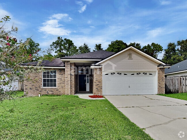 Building Photo - 685 Mackenzie Cir