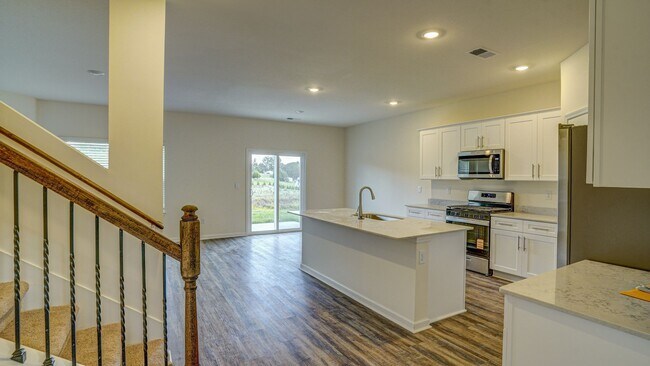Foto del edificio - NEW NEW CONSTRUCTION - 5 BDRMS, 3 BTHS, NO...