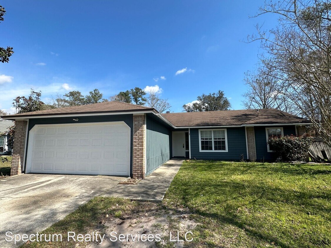 Primary Photo - 3 br, 2 bath House - 8219 Sawmill Creek Dr.