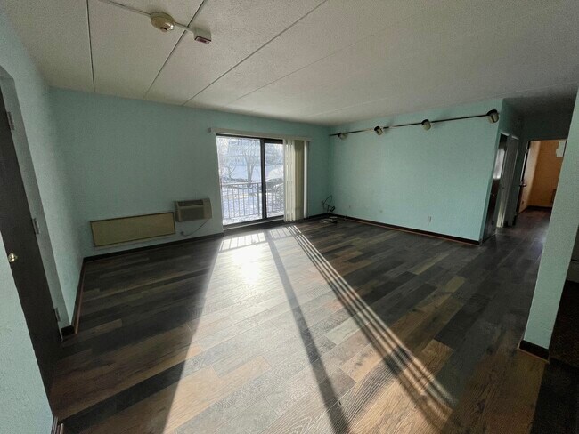Living room - 40 High St