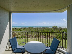 Building Photo - 4200 N Hwy A1A