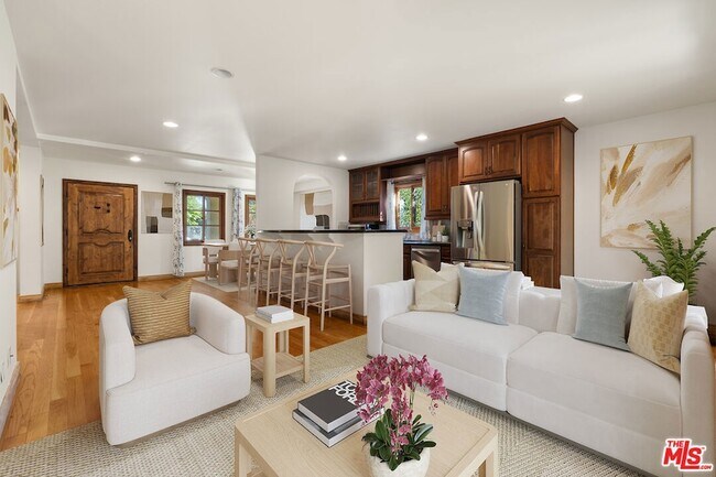 Foto del edificio - 7917 Westlawn Ave