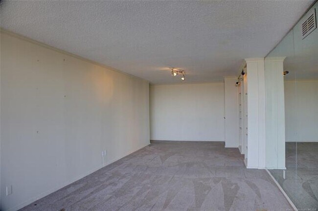 Foto del edificio - Adorable 2 bed 2 bath in historic Liberty Tower