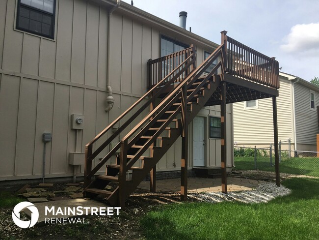 Building Photo - 1126 E Elizabeth St