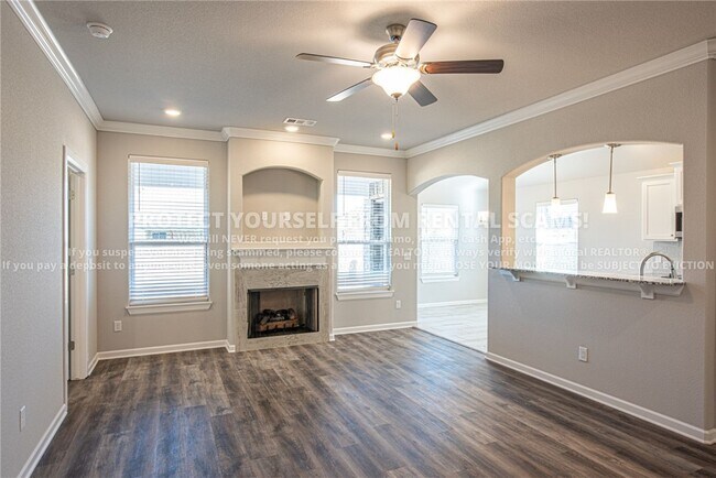 Foto del edificio - 4476 W Newton Ave