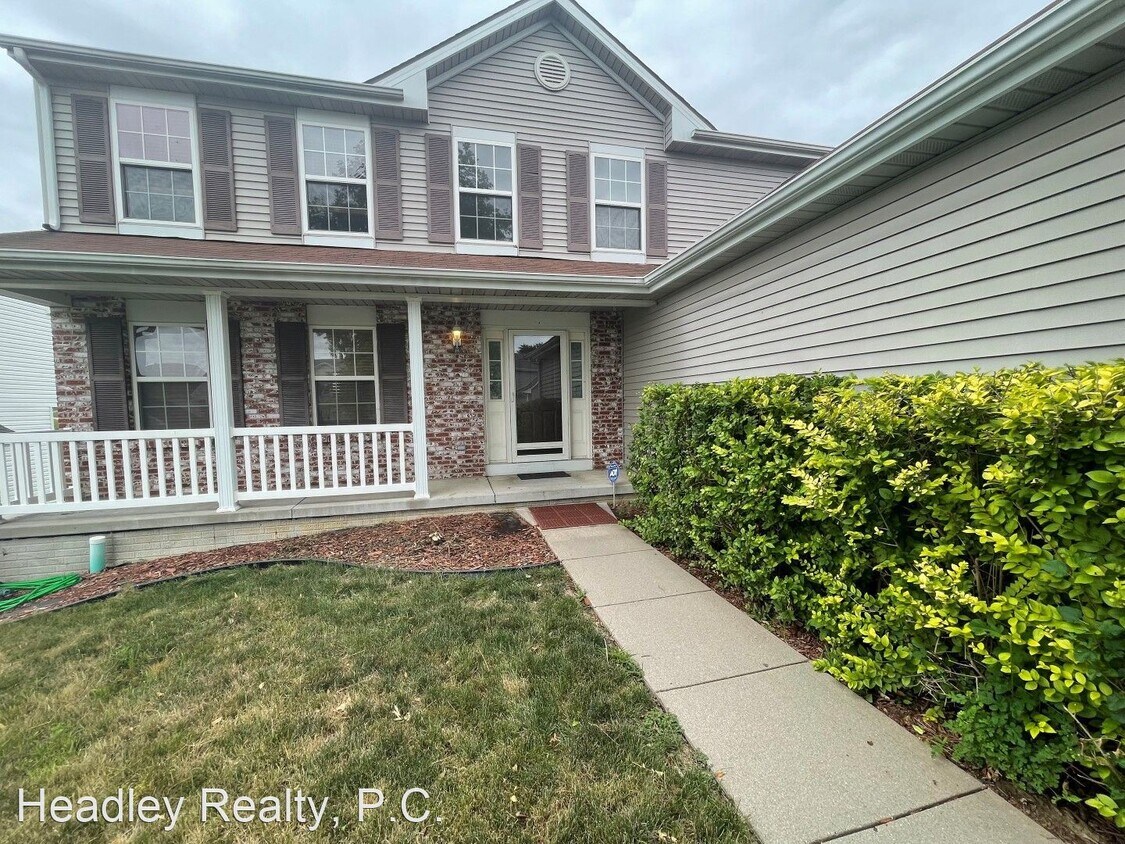 Foto principal - 4 br, 2.5 bath House - 2709 Arrowhead Lane