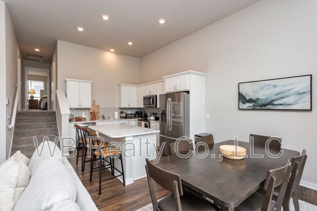 Building Photo - 9750 Turnpoint Dr