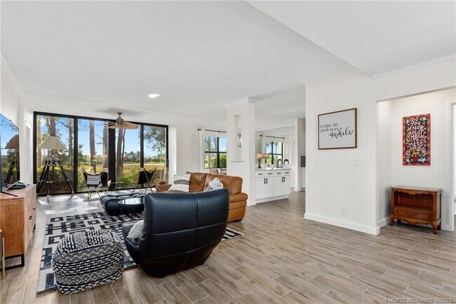 Foto del edificio - 13438 Harbour Ridge Blvd