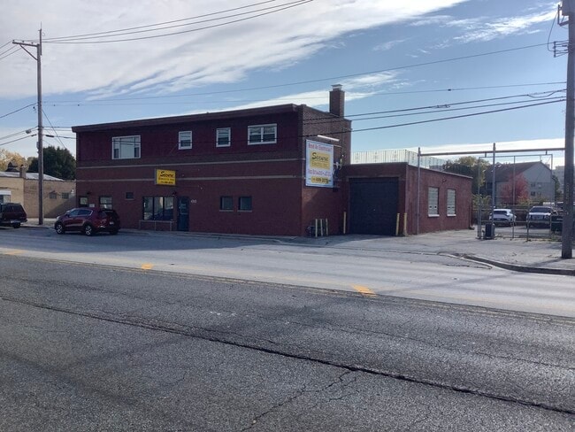 Building Photo - 4545 SW Hwy