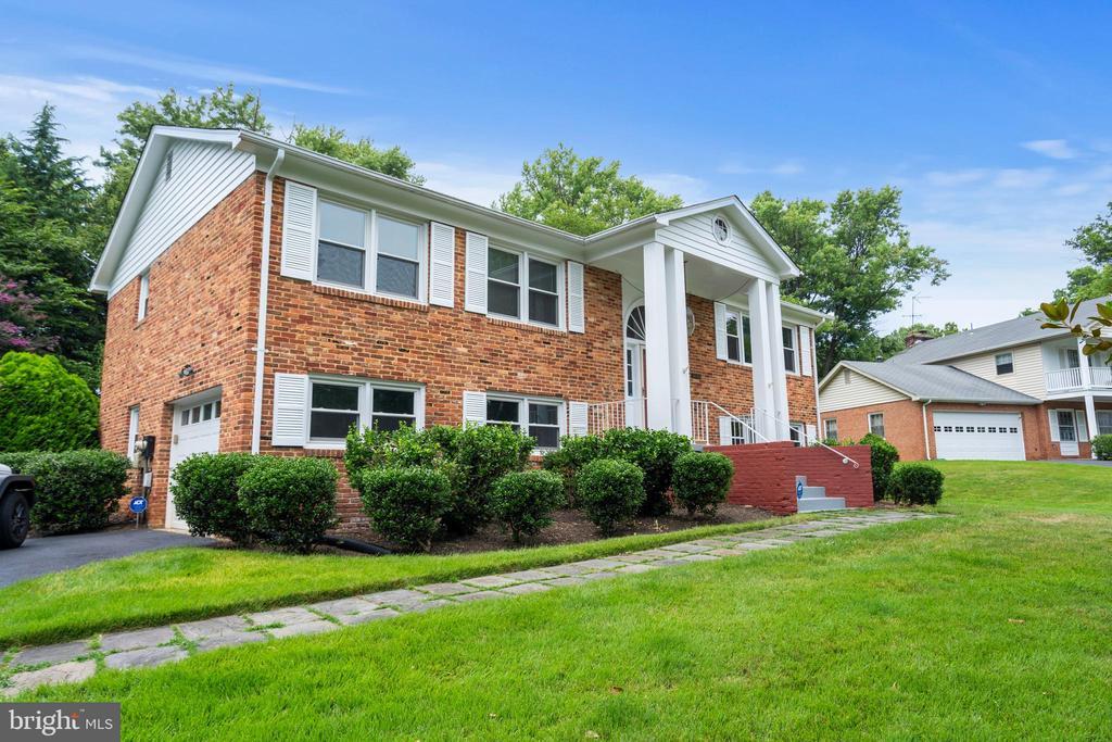 Building Photo - 8020 Agin Ct
