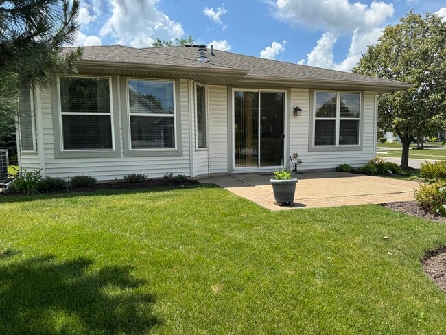 Building Photo - 13084 Illinois Dr