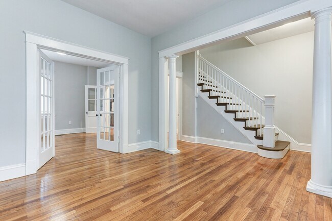 Foto del edificio - 421 Chimborazo Blvd