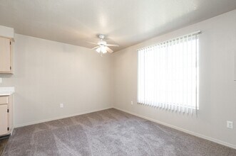 Interior Photo - Summit Creek Apartments