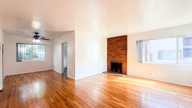 Photo - 4107 Don Tomaso Dr Apartment