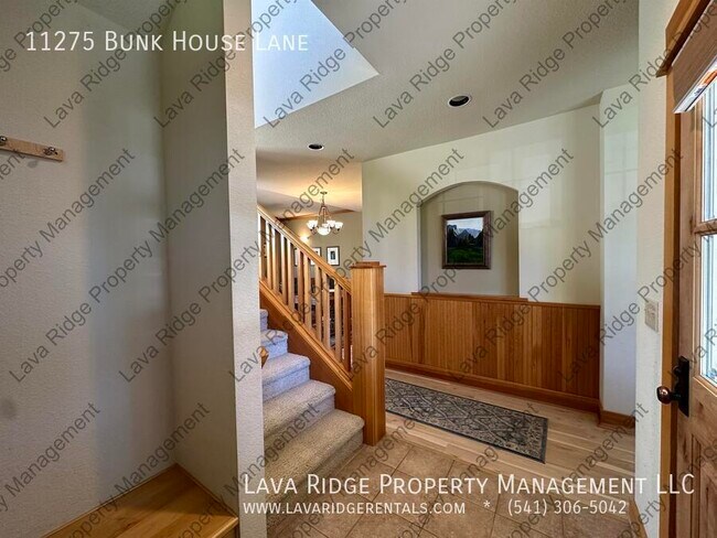 Foto del edificio - 11275 Bunk House Ln