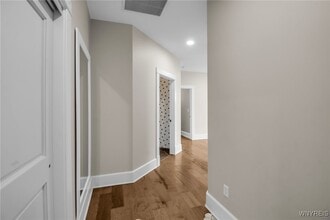 Building Photo - 210 Ellicott St