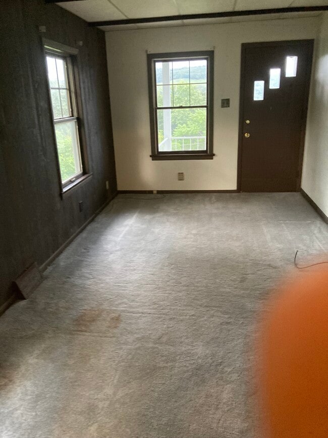 Building Photo - 853 Heslep Ave