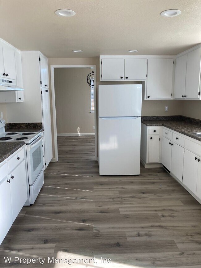 Building Photo - 3 br, 2 bath House - 1225 Gumview Road