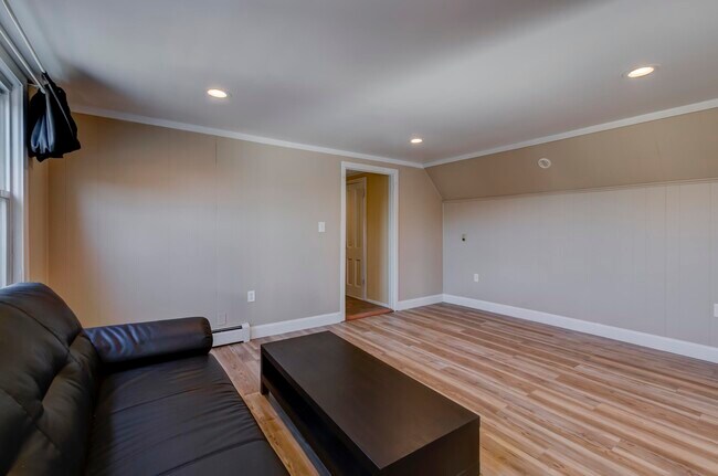 Foto del edificio - 788 Avenue A Ave