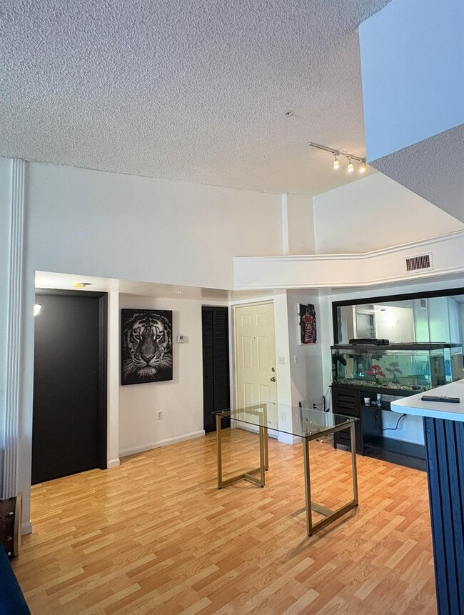 Foto del edificio - 4808 State Rd