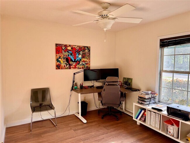 Building Photo - 5722 SW 85th St