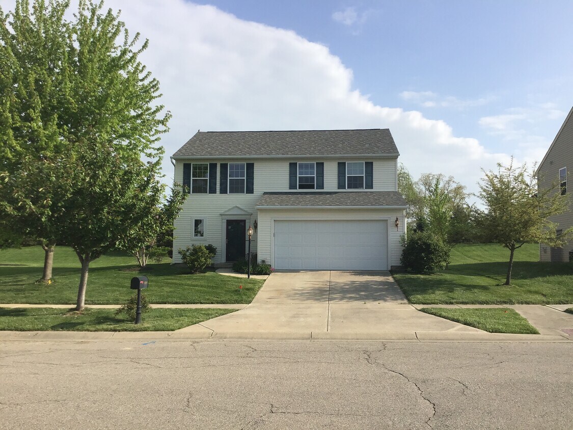 9896 Scotch Pine Drive House for Rent in Springboro, OH