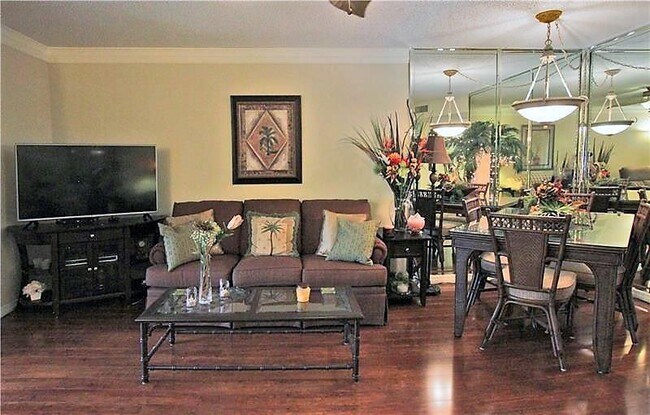 Foto del edificio - 4841 NW 22nd Ct