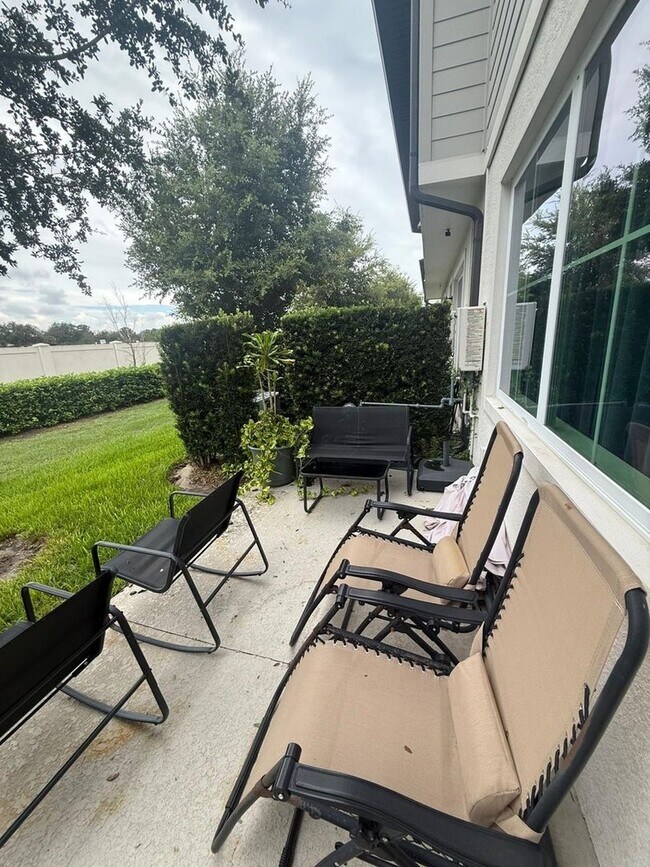 Building Photo - 789 Benoi Dr