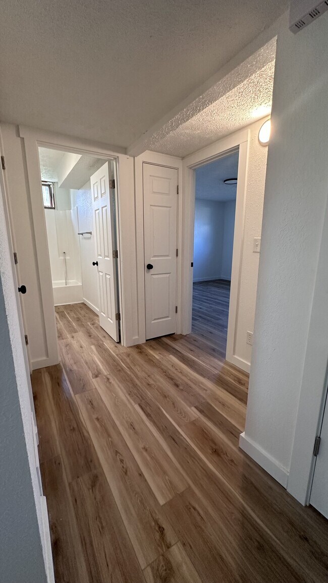 Building Photo - 2201 Mission Twin Oaks