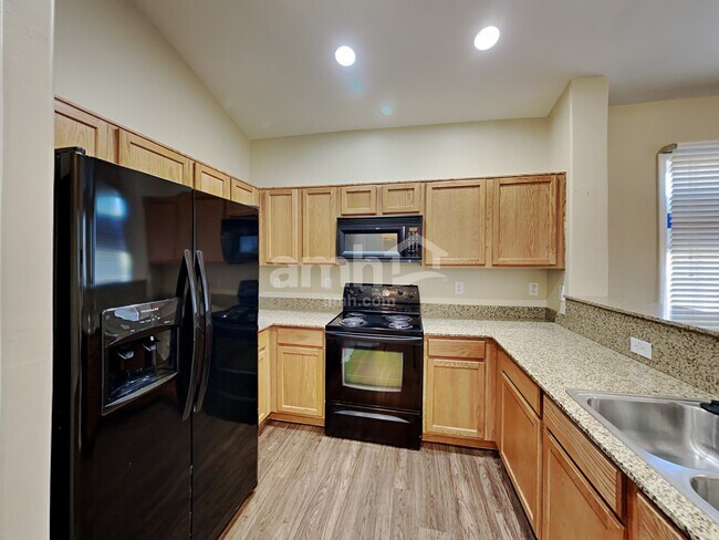 Building Photo - 5617 S 21st Pl