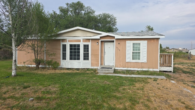 Building Photo - 1430 Highland Dr