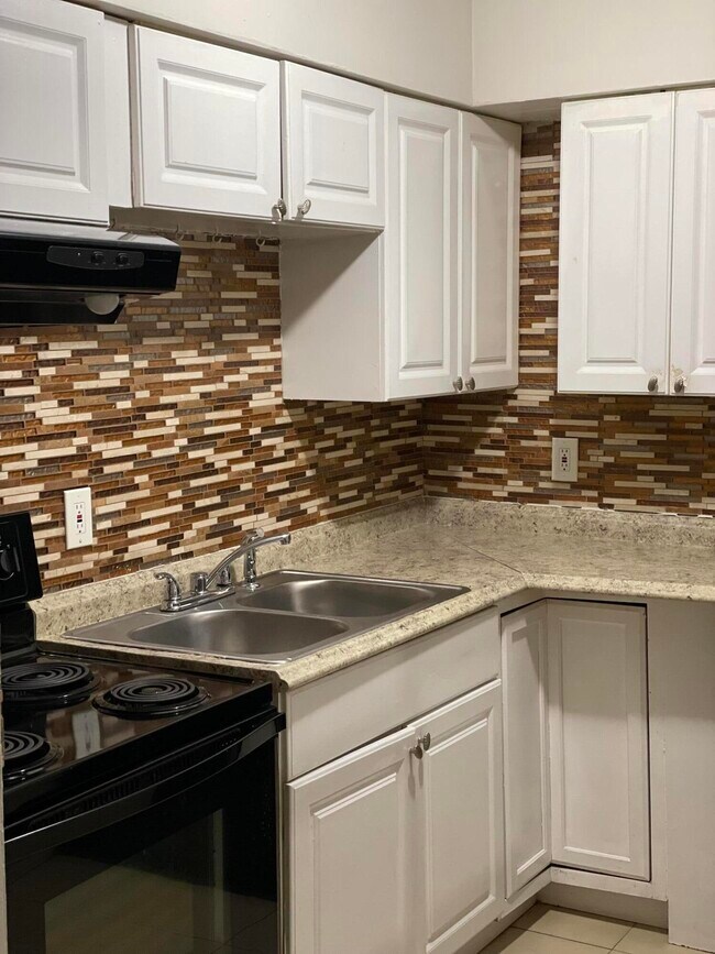 Foto del edificio - 2305 NW 52nd Ct