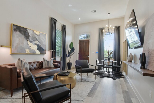 Foto del edificio - 1812 Elysian Fields Ave