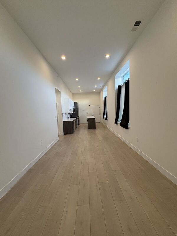 Foto del edificio - 611 Fagley St