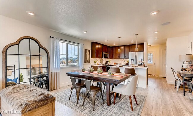 Building Photo - 2 br, 2 bath House - 1130 Hummingbird Circle