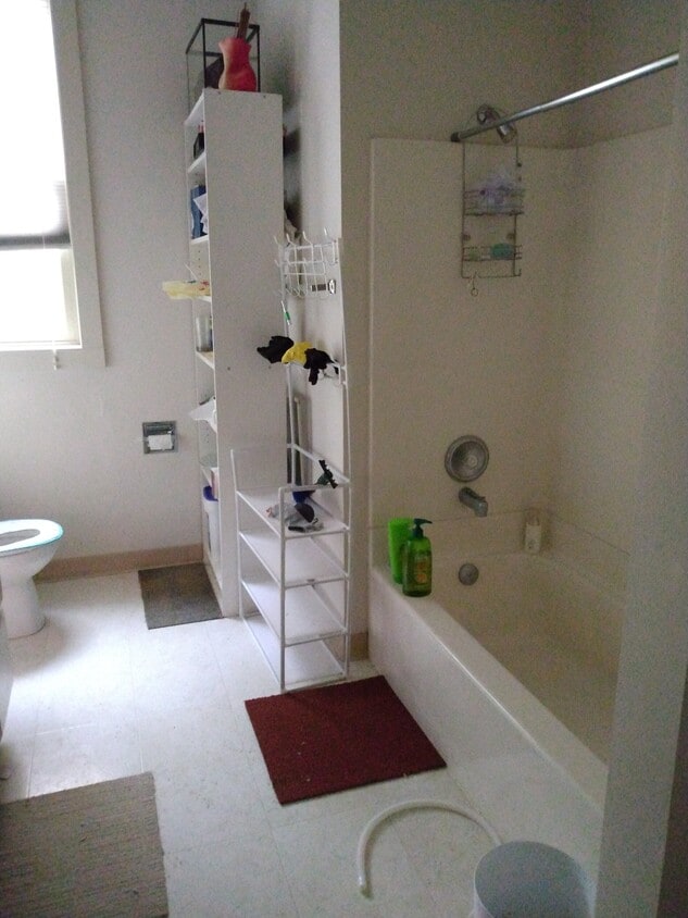 Building Photo - 1429 West Bay Dr NW