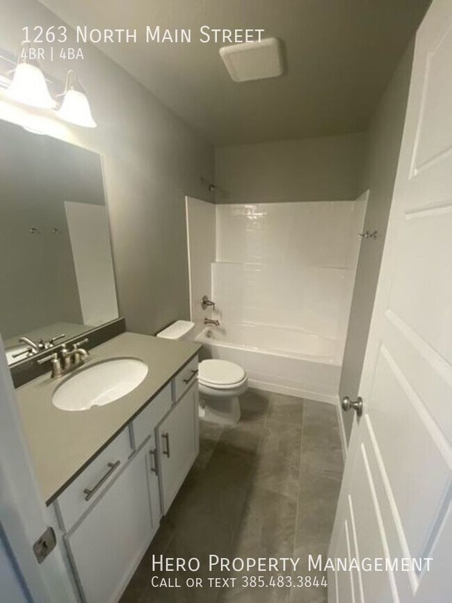 Foto del edificio - 1263 N Main St