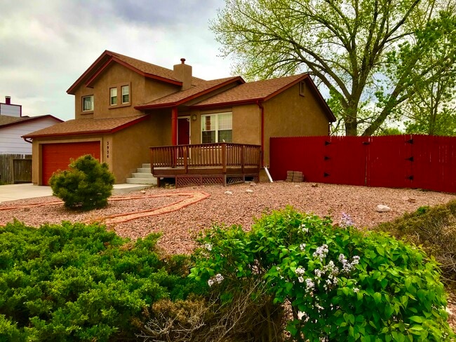 Front of house - 3934 Red Cedar Dr
