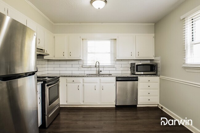 Foto del edificio - 3490 Sally Kirk Road, Winston Salem, NC 27106